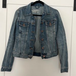 GAP denim jacket / SZ S / excellent condition